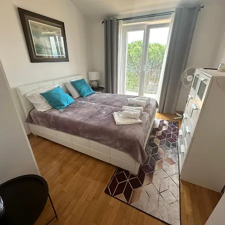 Apartman Gubic By El-pi Tours