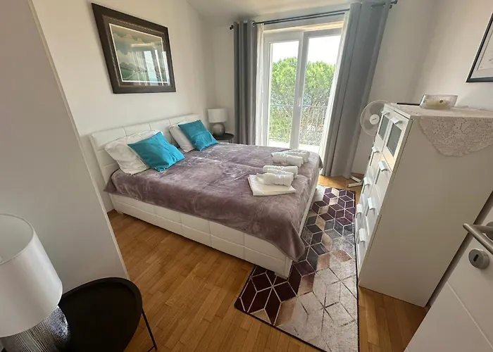 Apartman Gubic By El-pi Tours