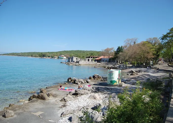 Gubic By El-pi Tours Apartman