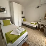 Gubic By El-pi Tours Njivice