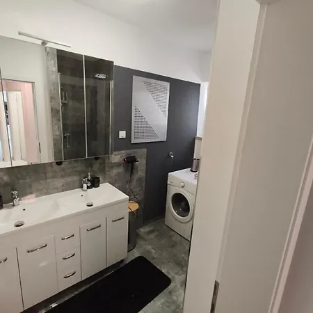 Apartman Gubic By El-pi Tours Njivice